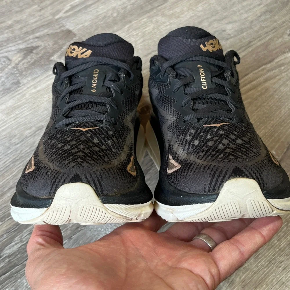 Hoka clifton running